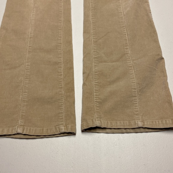 Banana Republic Ryan Fit Corduroy Flare Pants Women’s 8 regular Khaki Bootcut - Picture 3 of 12